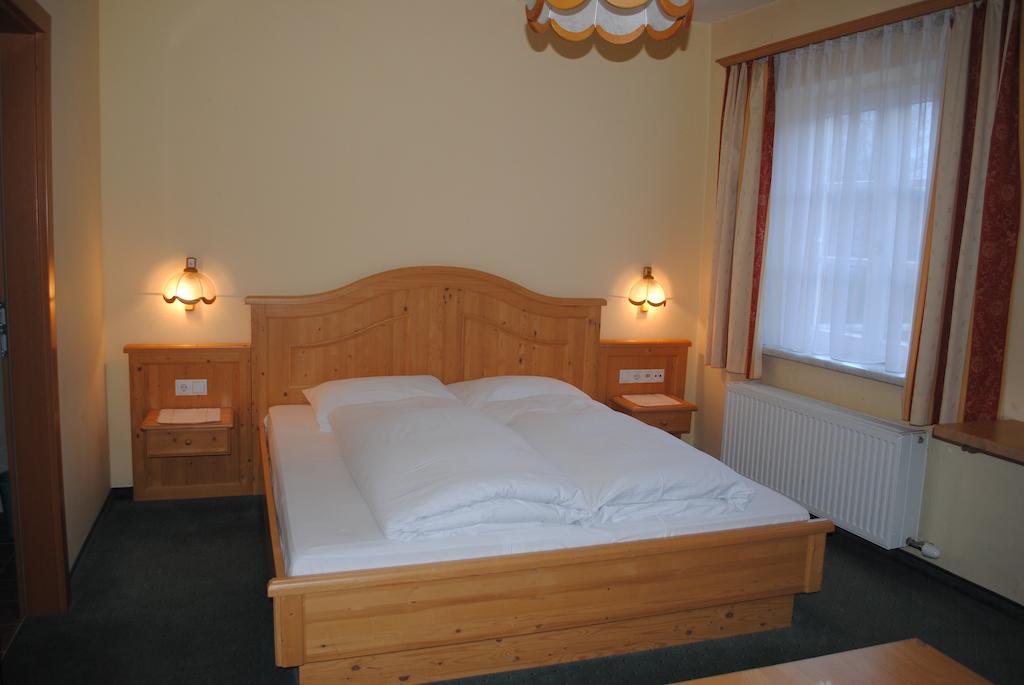 Gasthof Knappenwirt Tamsweg Rum bild